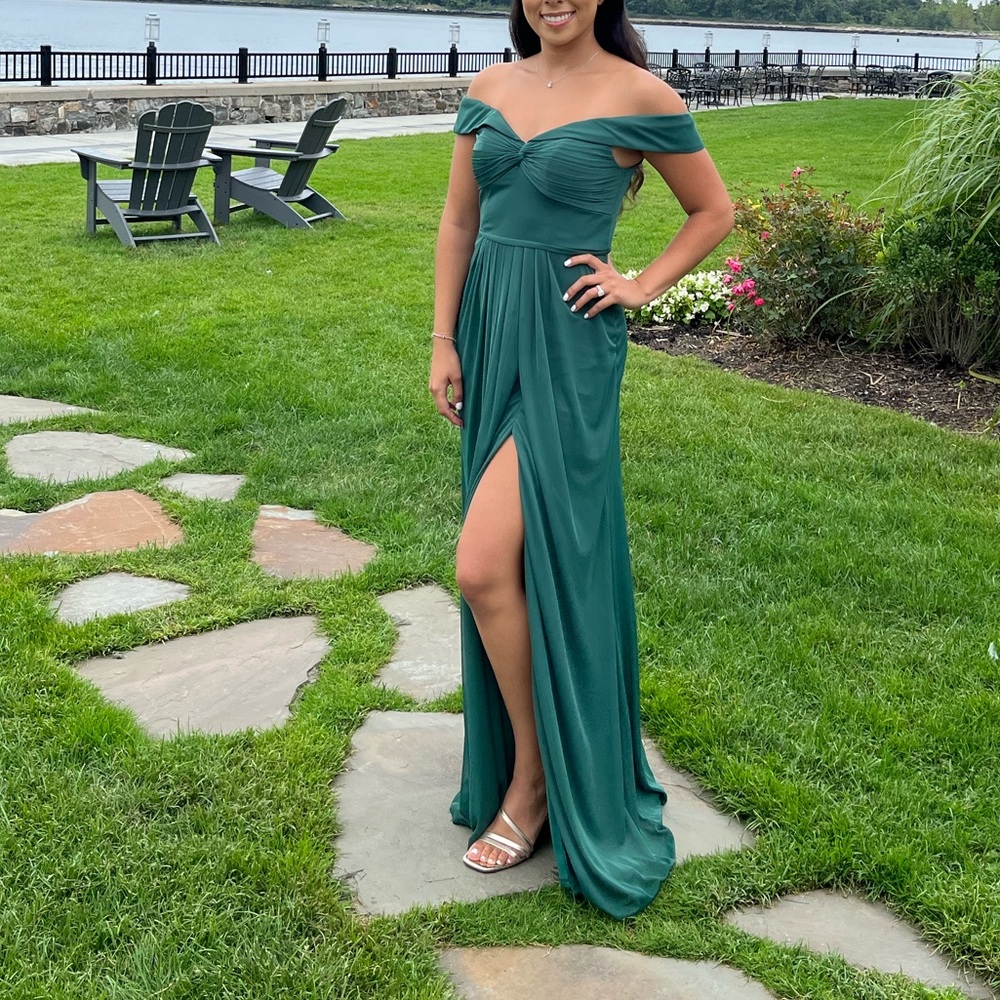 Like NEW.Azazie Almendra bridesmaid dress.